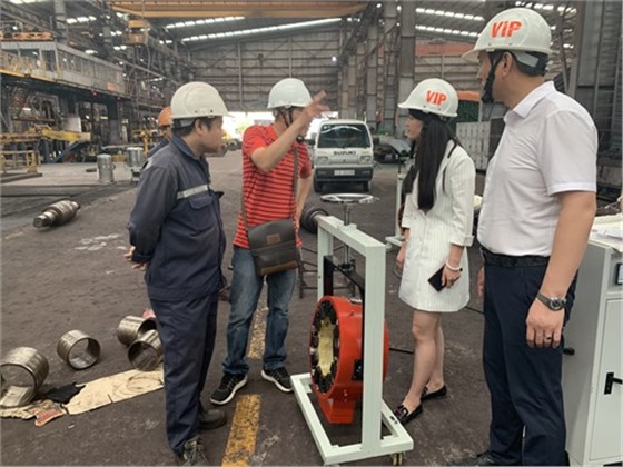 彩运网轴承加热器.jpg